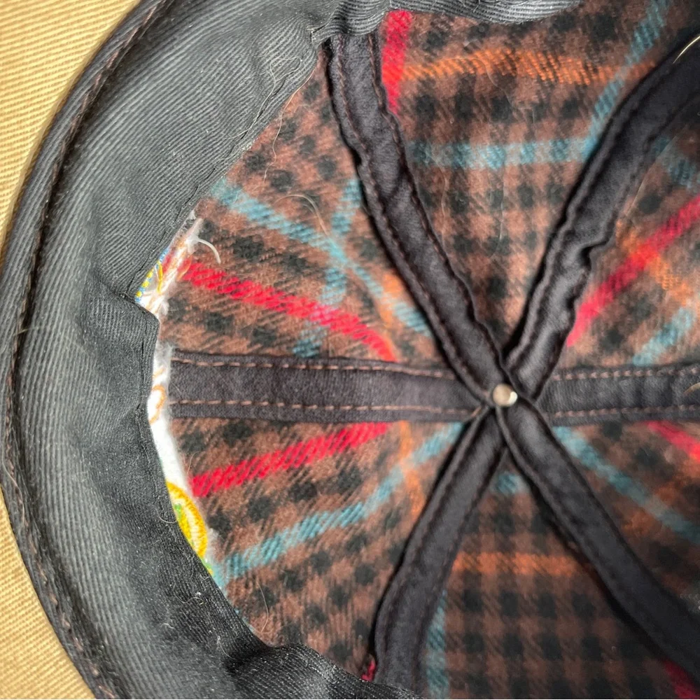 Vintage Wool Plaid Cap with Tan Suede Brim - Picture 5 of 9